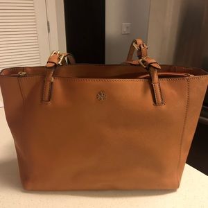 Good used condition Tory Burch York Tote